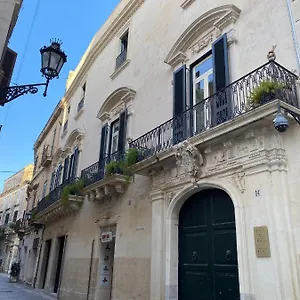 Palazzo Rollo Oda ve Kahvaltı